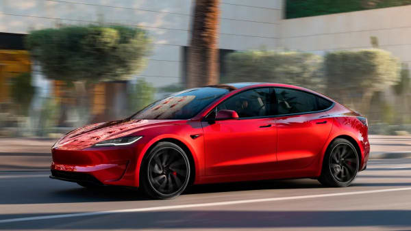 Tesla Model 3, el coche más vendido en España en un mes histórico