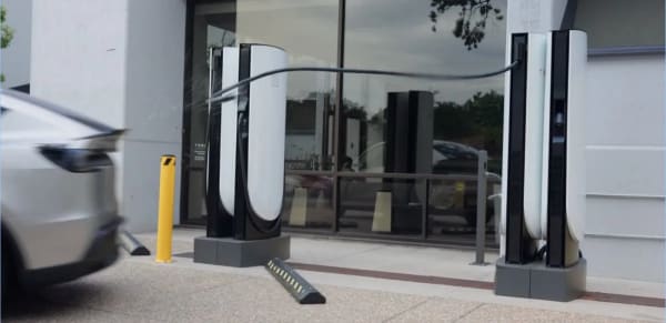 Tesla, su función de escape puede costar hasta $25.000 en daños