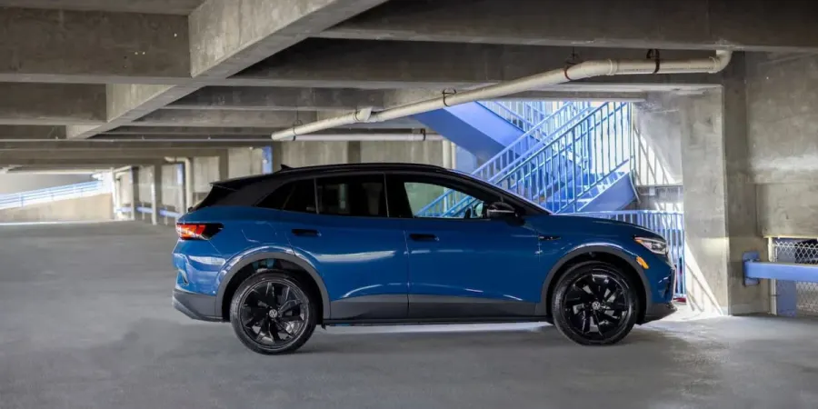 Volkswagen llama a revisión a más de 22.500 ID.4 y pide a los propietarios cargarlos solo hasta el 80%