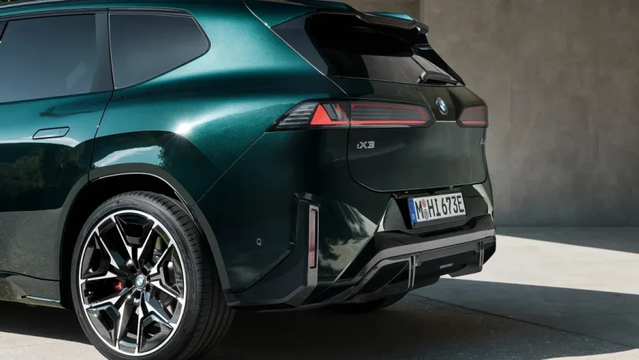 Hay un nuevo iX3 a la venta y es el más poderoso de todos: tiene 612 CV, 754 km de autonomía y carga al 80% en 21 minutos