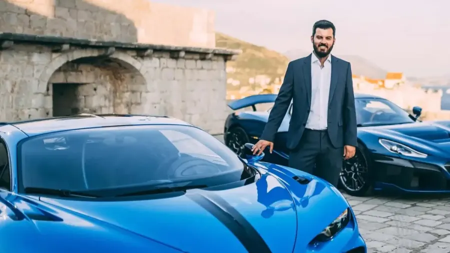 El CEO de Bugatti advierte a Europa: "No intentéis copiar los coches chinos"