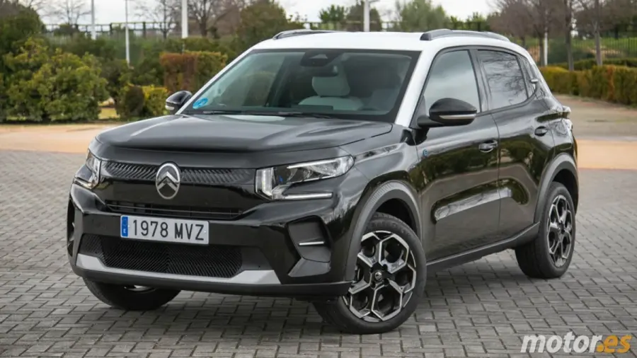 Este Citroën ë-C3 con 5.500 € de descuento te hará replantear la compra de un Dacia Spring: es barato, más potente y con 5 plazas