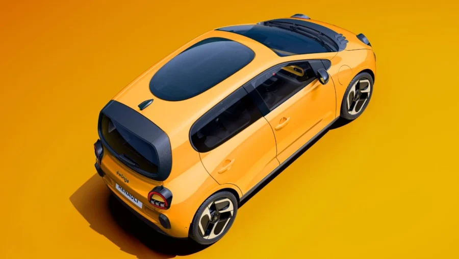Con filtro UV y capa de baja emisividad, este coche eléctrico y asequible de Renault estrena un extra que hasta ahora solo estaba en su gama más alta