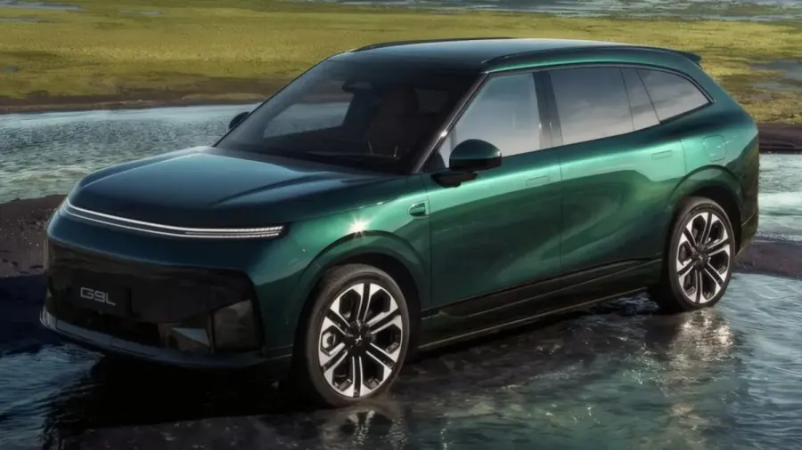 El Xpeng G9L llega para poner en apuros al BMW X5: SUV de 7 plazas, 585 CV, conducción de lujo y hasta frigorífico incluido