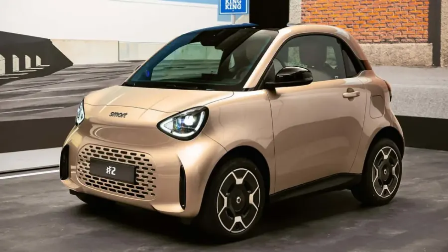 El diminuto Smart eléctrico regresa con una respuesta a su mayor debilidad
