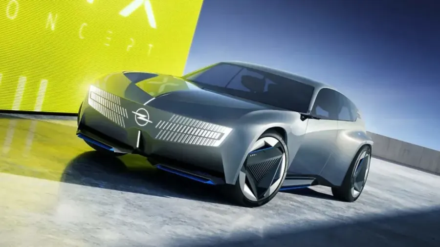 Opel presenta el STX Concept: el espectacular familiar eléctrico del futuro con más de 200 km/h