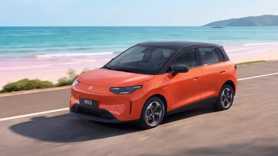 Leapmotor presenta la mayor amenaza al éxito del Renault 5: 197 CV, 390 km de autonomía y carga al 80% en 21 minutos