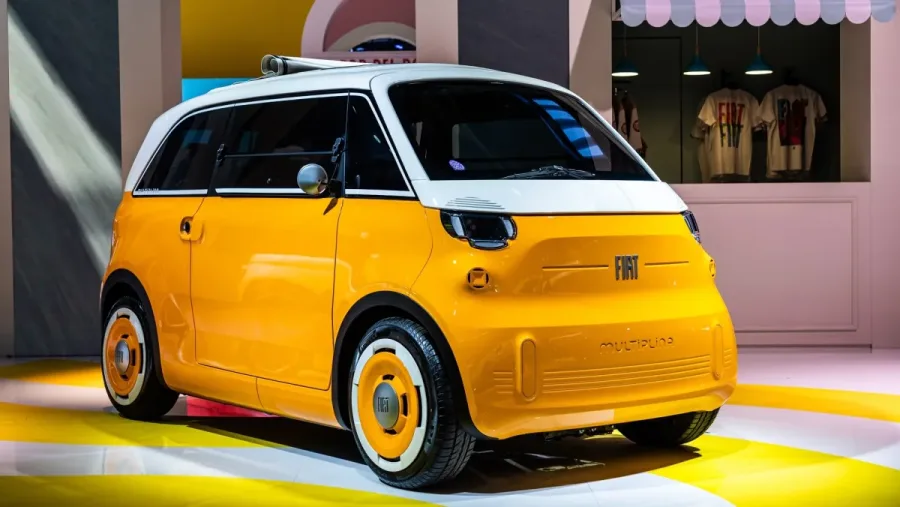 Bonito y práctico, pero pasado de peso: el nuevo familiar eléctrico de FIAT deberá ponerse a dieta para entrar en producción