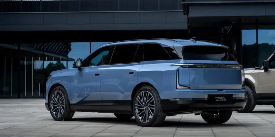 Lexus anuncia los precios de su primer SUV eléctrico de tres filas en Europa y Estados Unidos