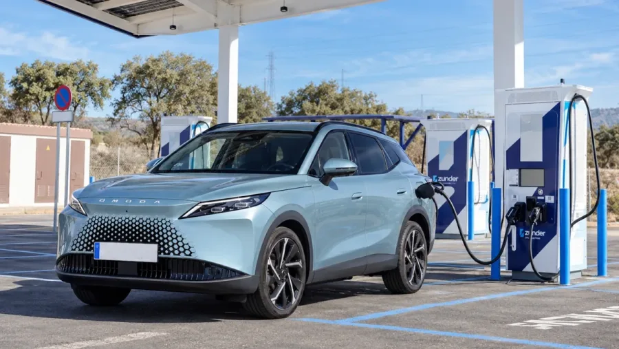 Primero fue BYD y ahora también 'los padres' de OMODA y JAECOO con un cargador de 1.440 kW que recupera 500 km de autonomía en 5 minutos