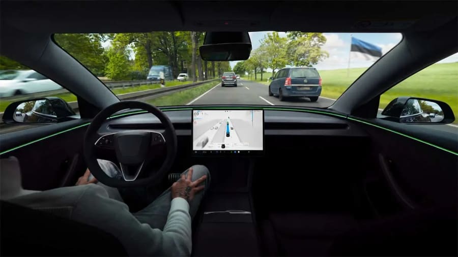El FSD de Tesla ya disponible en el tercer país europeo