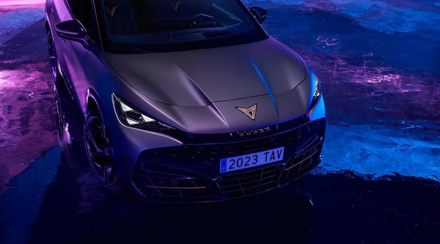 CUPRA te descuenta 4.000 euros en la compra del Tavascan y parte por debajo de los 40.000 euros