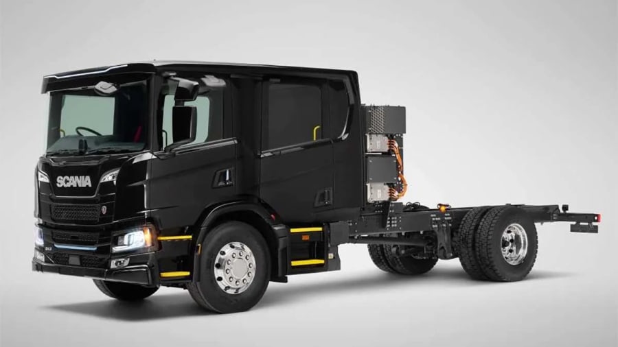 Scania presenta su primer camión eléctrico CrewCab para bomberos y rescate