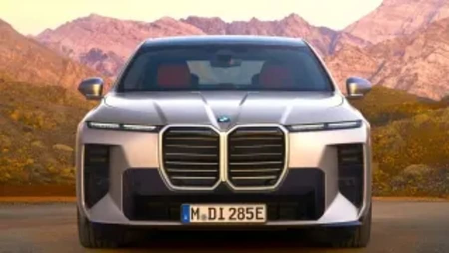 728 km, carga en 28 minutos y ya tiene precio en España: el nuevo BMW i7 reta a Tesla