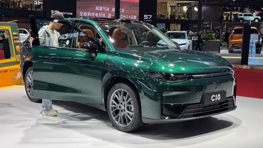Stellantis inicia el ensamblaje de vehículos Leapmotor en Malasia tras un retraso de cinco meses