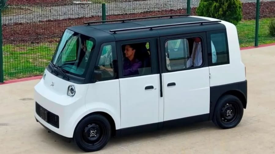 El coche de 7.500 € y 6 plazas que se fabricará en México desde 2027 quiere romper el mercado desde abajo