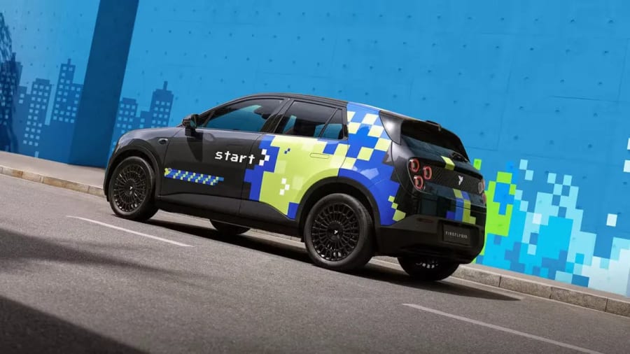 Nio Firefly lanza una edición limitada de vehículo eléctrico con temática de 8 bits para atraer a jóvenes conductores
