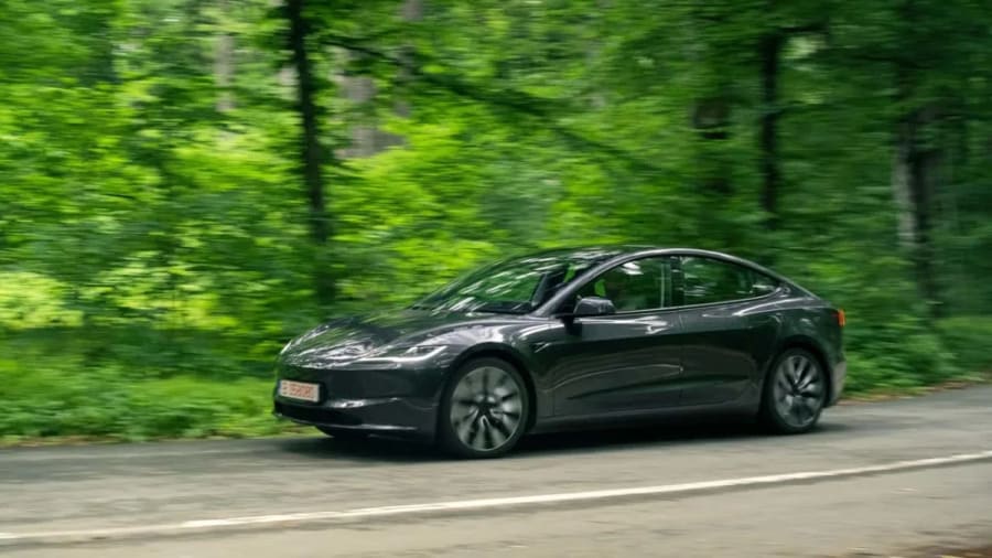 This Tesla Model 3 Went Nearly 400 Miles, 30 More Than Its EPA Rating
