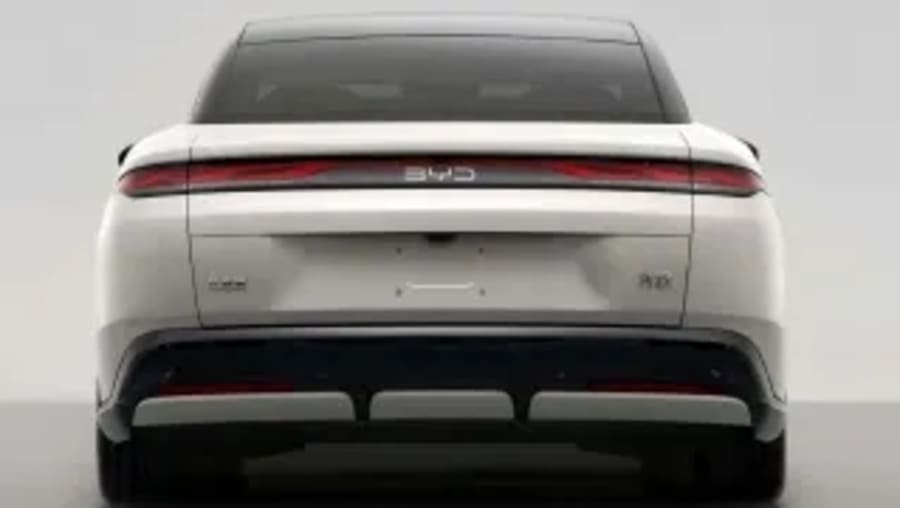 1.008 km de autonomía eléctrica y hasta 764 CV: BYD presenta su candidatura para acabar con los mejores BMW, Audi y Mercedes