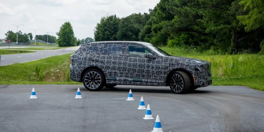El nuevo BMW iX3 es un monstruo de autonomía, pero el iX5 podría superar los 800 kilómetros