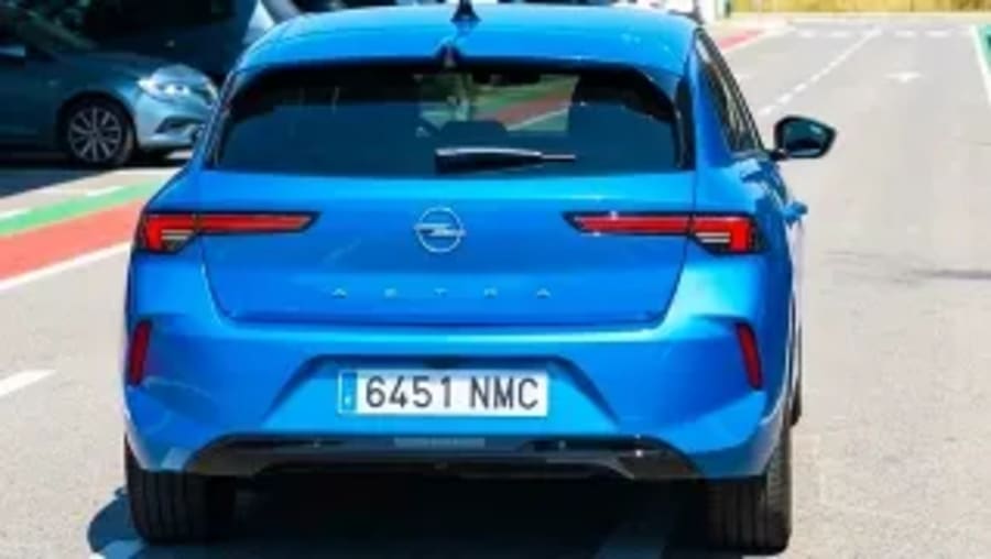 Probamos el Opel Astra Eléctrico, la 6ª generación del único compacto con ADN alemán todavía accesible para el gran público