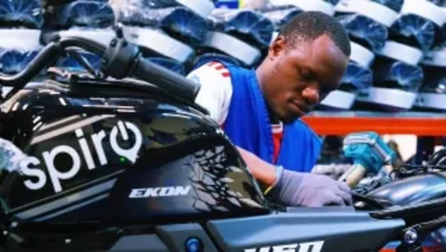 Hasta China cree en el potencial de esta empresa de motos eléctricas africanas, que ha recaudado 270 millones más