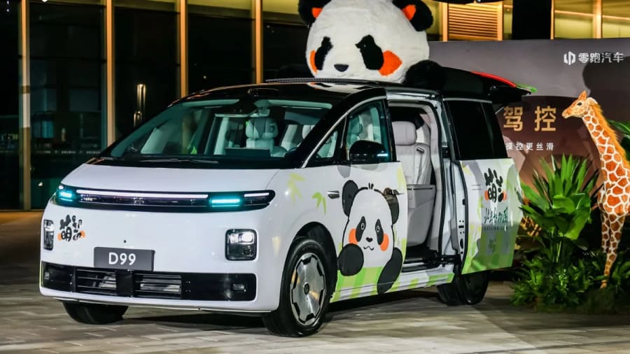 Leapmotor entra en el mercado de los monovolúmenes con el lanzamiento del D99