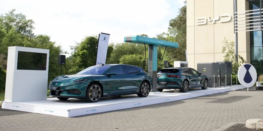 BYD facilita enormemente la recarga pública de vehículos eléctricos y el estacionamiento