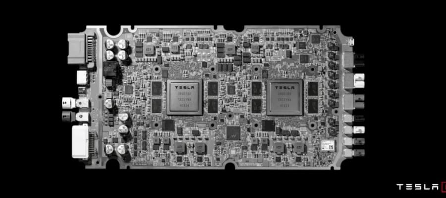 Tesla inicia el despliegue de FSD v14 'Lite' para coches con Hardware 3