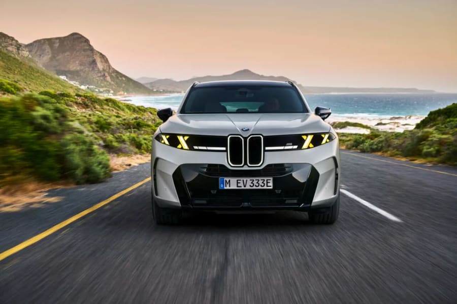 BMW iX5 60 xDrive: 578 CV, hasta 845 km y carga a 460 kW
