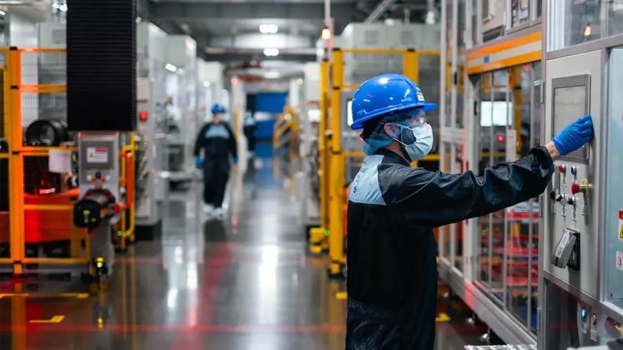Ford ya fabrica baterías LFP en Estados Unidos, pero hay un secreto: Detrás está la china CATL