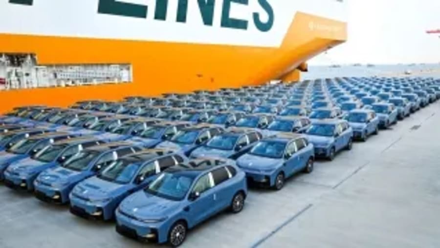 Solo tres fabricantes chinos de coches eléctricos son rentables, y el resto necesitan huir de la quiebra