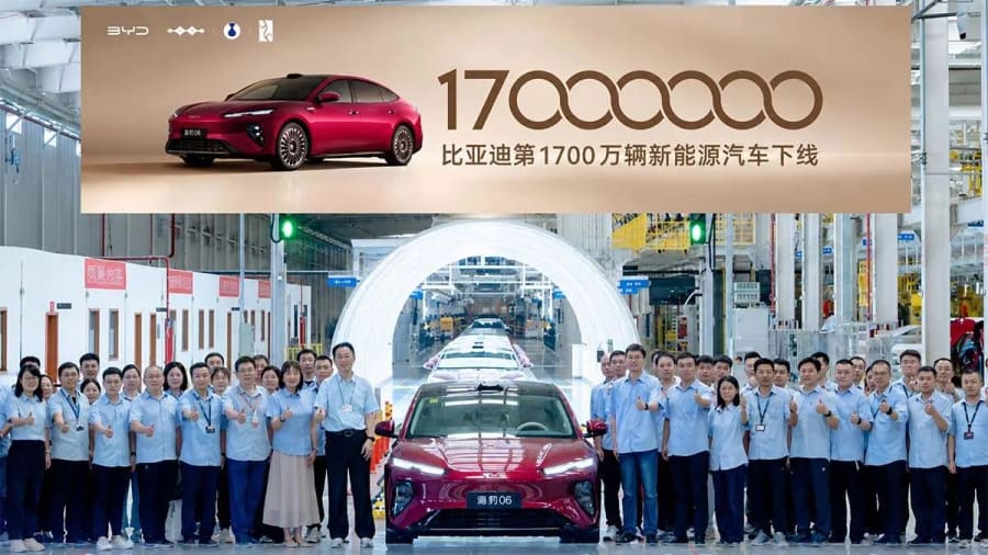 BYD alcanza los 17 millones de coches electrificados con el nuevo Seal 08