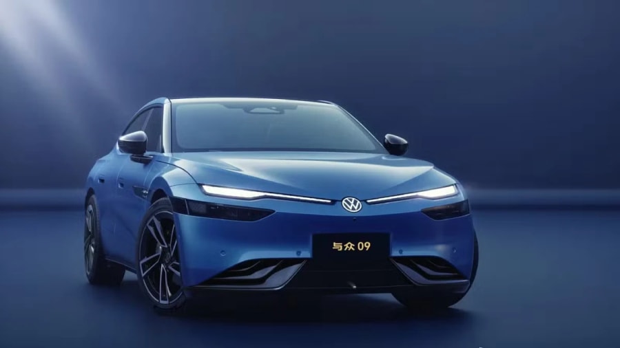 El jefe de VW China confirma que el sedán eléctrico ID. UNYX 09, codesarrollado con Xpeng, llegará en la segunda mitad del año