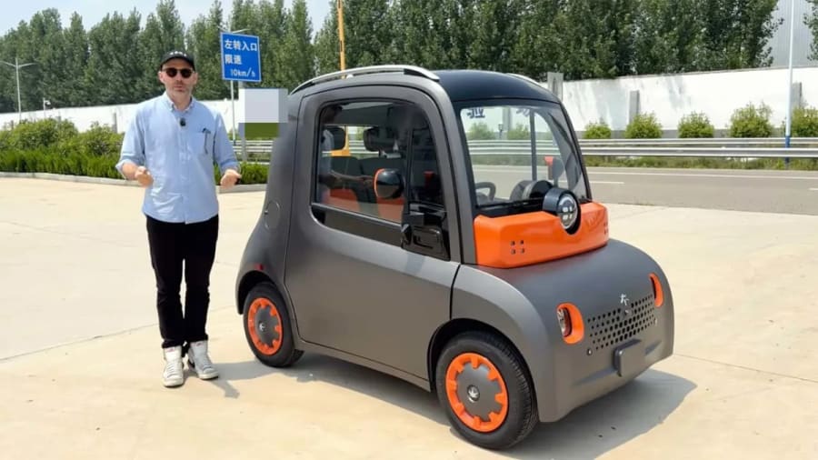 Este microcoche eléctrico chino hace que el Fiat Topolino parezca básico