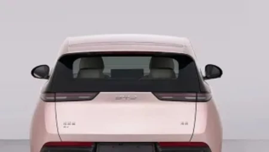 Importante renovación para el coche eléctrico más vendido de BYD en Europa: más largo y con 130 caballos