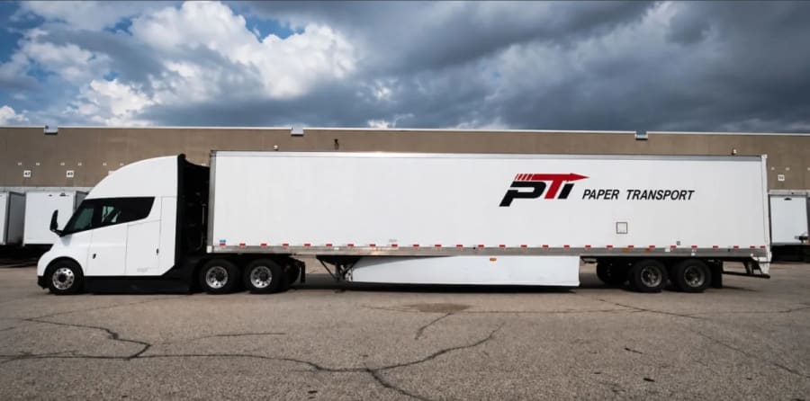 Tesla Semi suma otra flota: Paper Transport inicia programa piloto en Chicago