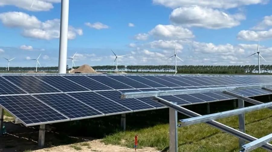 La energía solar se convierte en la mayor fuente de electricidad de Europa: este es el hito que ha alcanzado