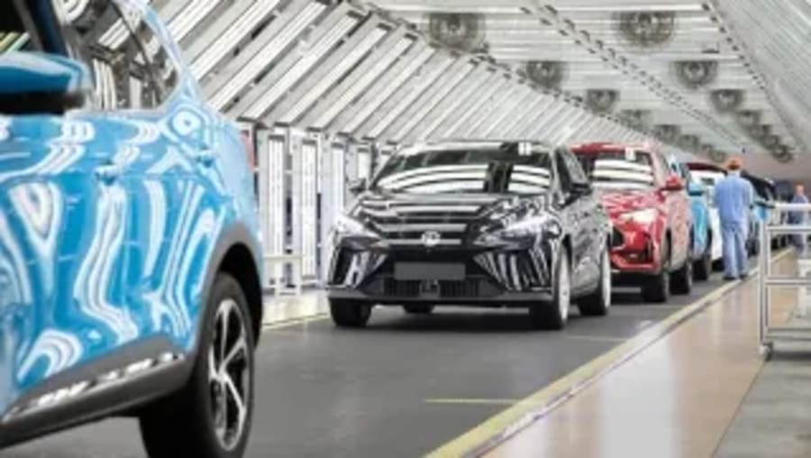Con un valor de 91.800.000.000$, China ha exportado 5.310.000 de vehículos en 6 meses, y más de la mitad eran eléctricos