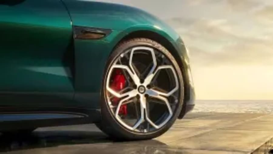 China ha creado una máquina brutal de fabricar coches eléctricos: ahora necesita sacar medio mercado fuera