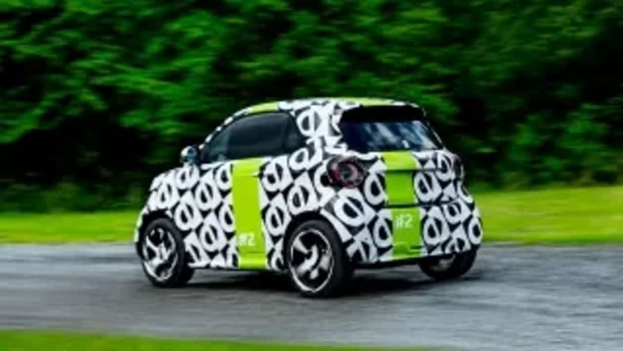 Smart ya prueba el coche con el que quiere volver a sus orígenes: París será el escaparate de su regreso