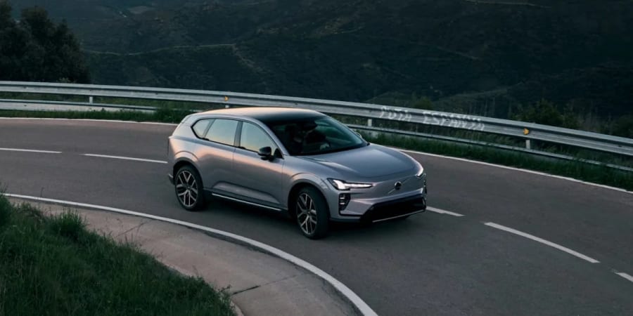 El nuevo SUV eléctrico de tamaño medio de Volvo ofrece más autonomía de la esperada, con hasta 330 millas
