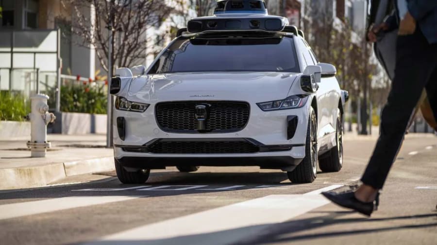 Los robotaxis de Waymo tienen un problema de aparcamiento, y está costando miles
