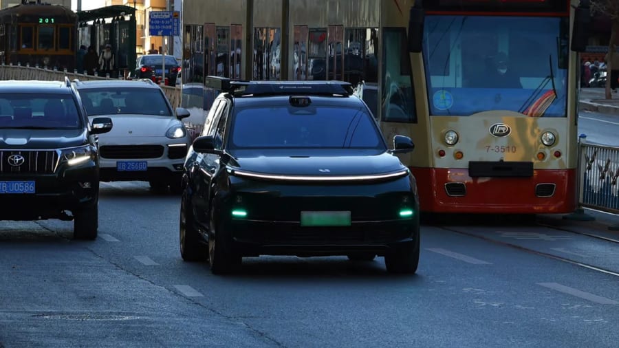 China desconecta las luces azules que señalizan la conducción autónoma