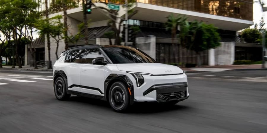 El Kia EV3 saldrá a la venta pronto, con la producción programada para comenzar en México la próxima semana