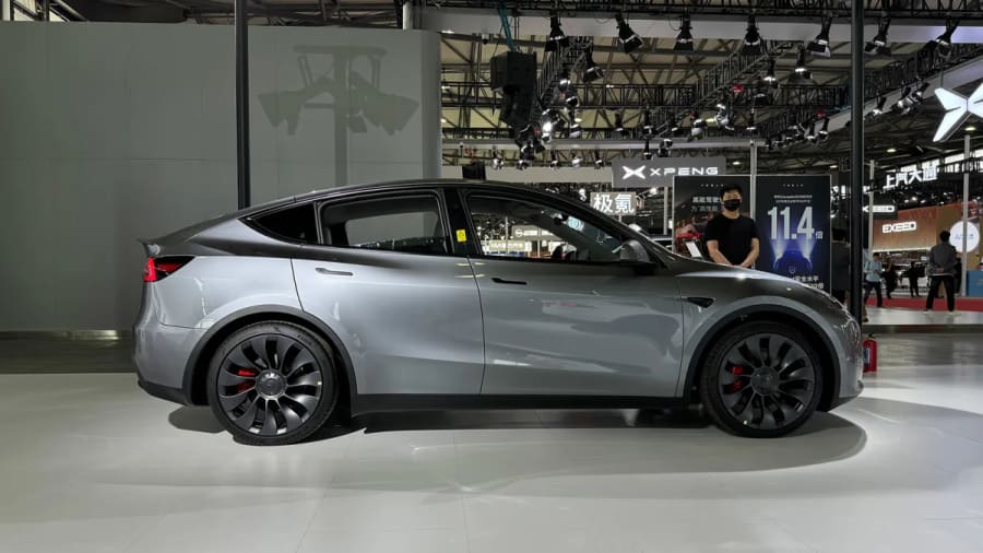 Musk afirma que la escisión de Tesla China "nunca ha surgido en una discusión"
