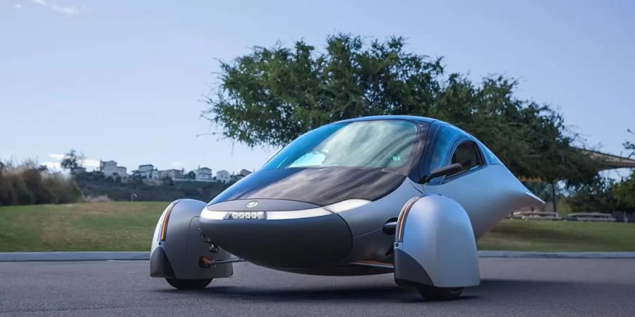 Aptera prepara sus primeros 40 coches solares tras años de retrasos
