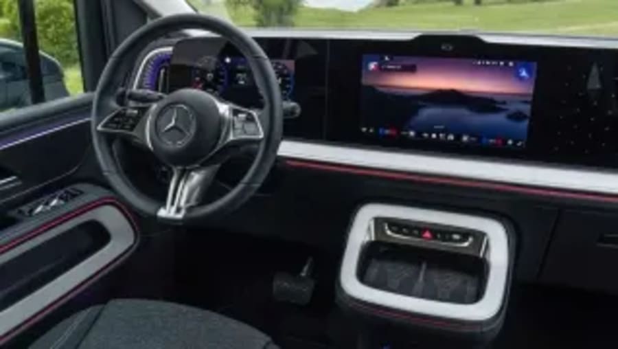 El CEO de Mercedes lo admite: "La industria ha ido demasiado lejos eliminando los botones"