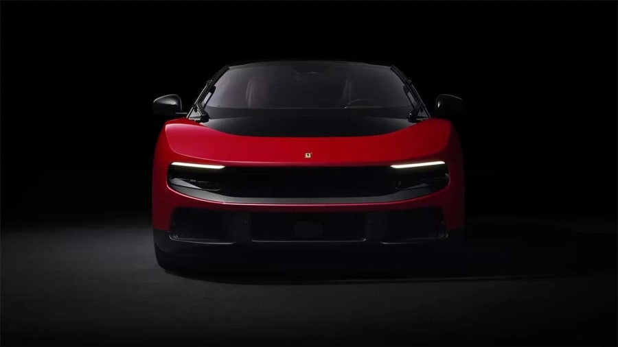 El Ferrari Luce hace historia: su primera unidad se vende por casi 35 millones de euros