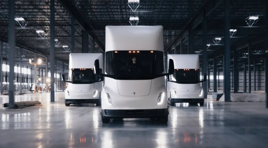 Einride desplegará 500 Tesla Semi en el mayor pedido de camiones eléctricos hasta la fecha